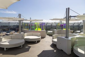Outdoor Lounge